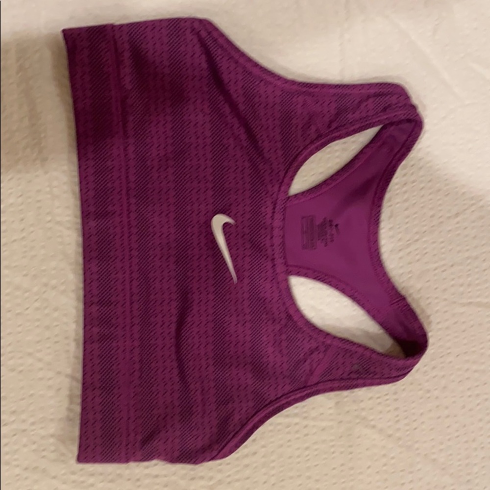 Nike Sports top